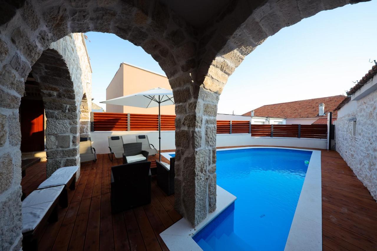 Holiday Home Mare Petrčane Kültér fotó