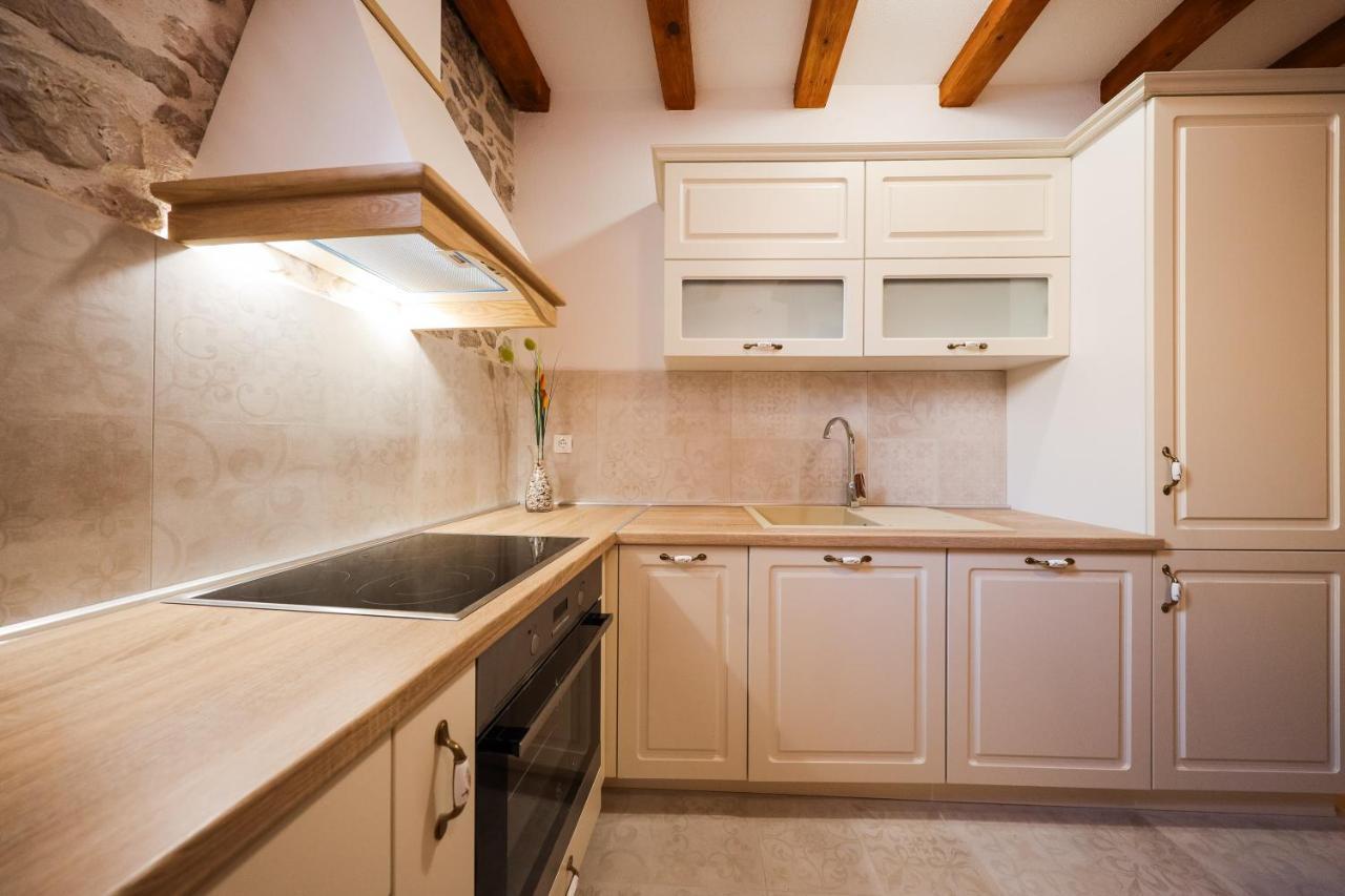 Holiday Home Mare Petrčane Kültér fotó