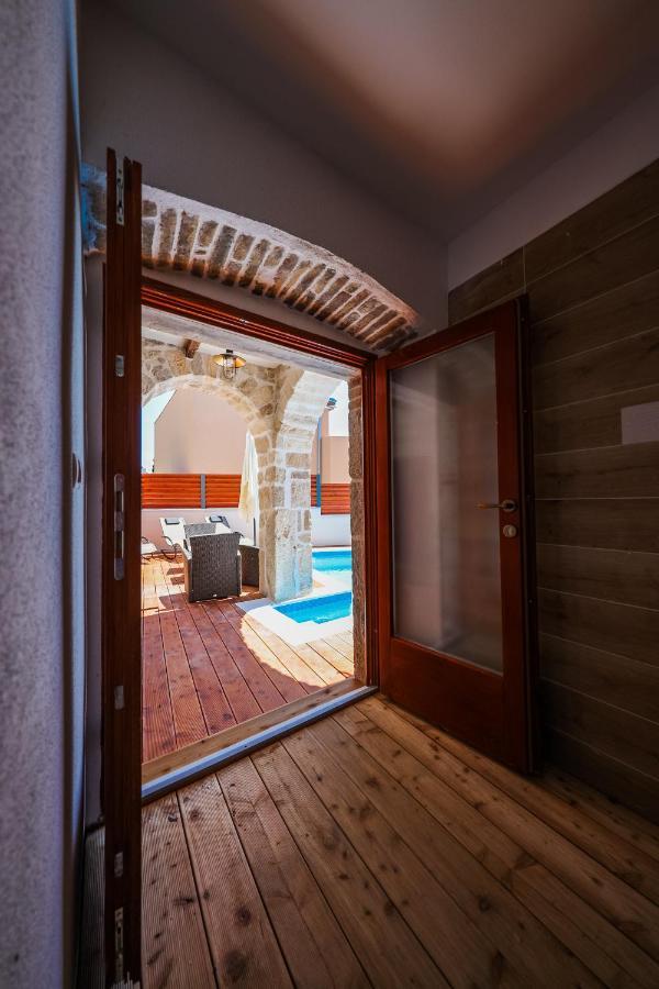 Holiday Home Mare Petrčane Kültér fotó