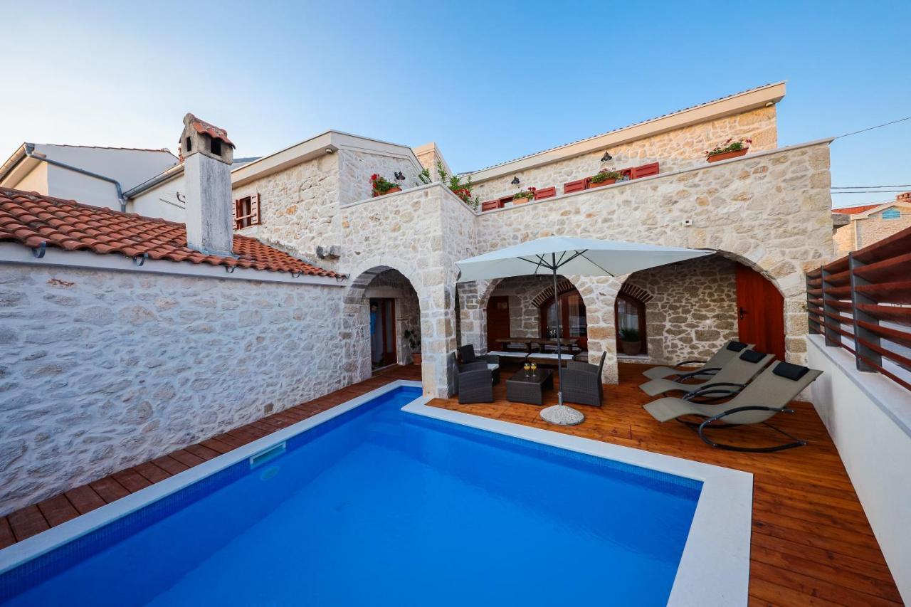 Holiday Home Mare Petrčane Kültér fotó
