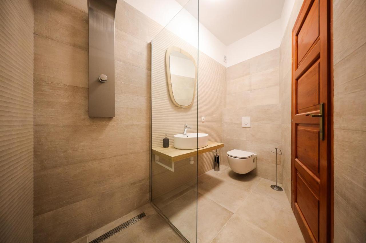 Holiday Home Mare Petrčane Kültér fotó