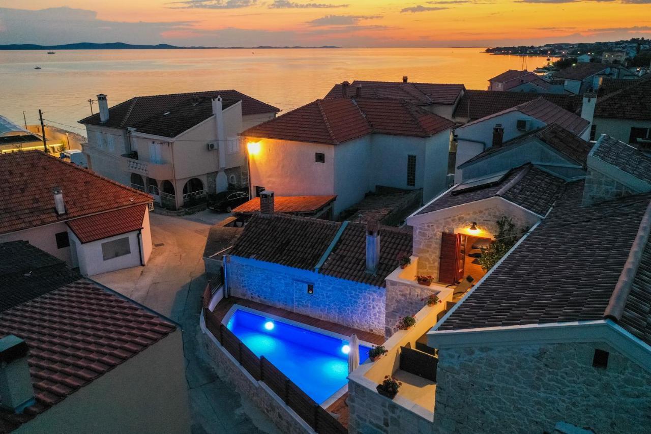 Holiday Home Mare Petrčane Kültér fotó