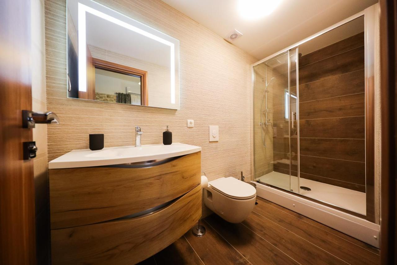 Holiday Home Mare Petrčane Kültér fotó