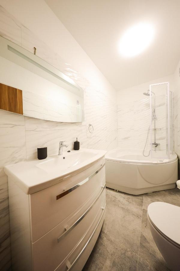 Holiday Home Mare Petrčane Kültér fotó