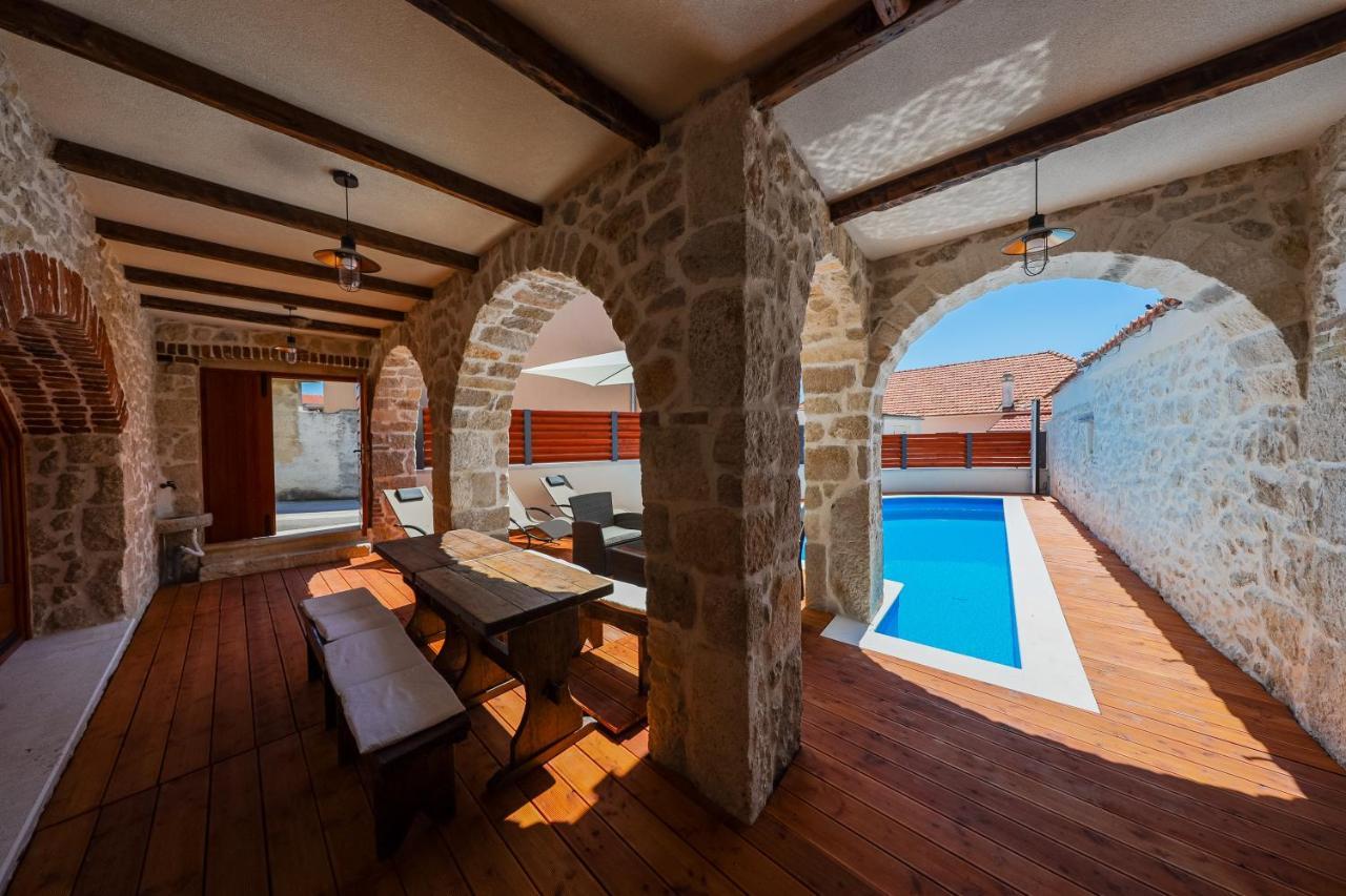 Holiday Home Mare Petrčane Kültér fotó