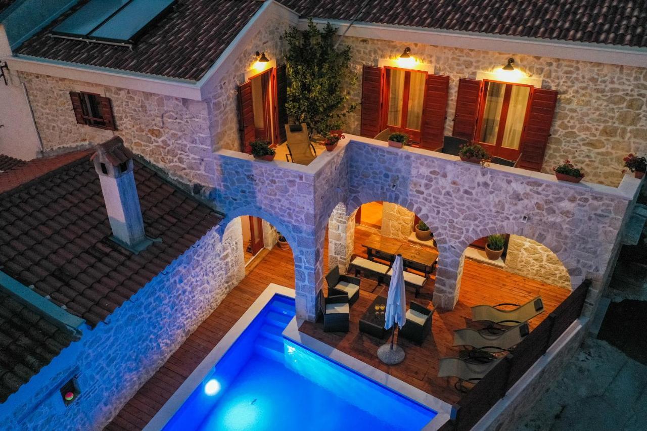 Holiday Home Mare Petrčane Kültér fotó