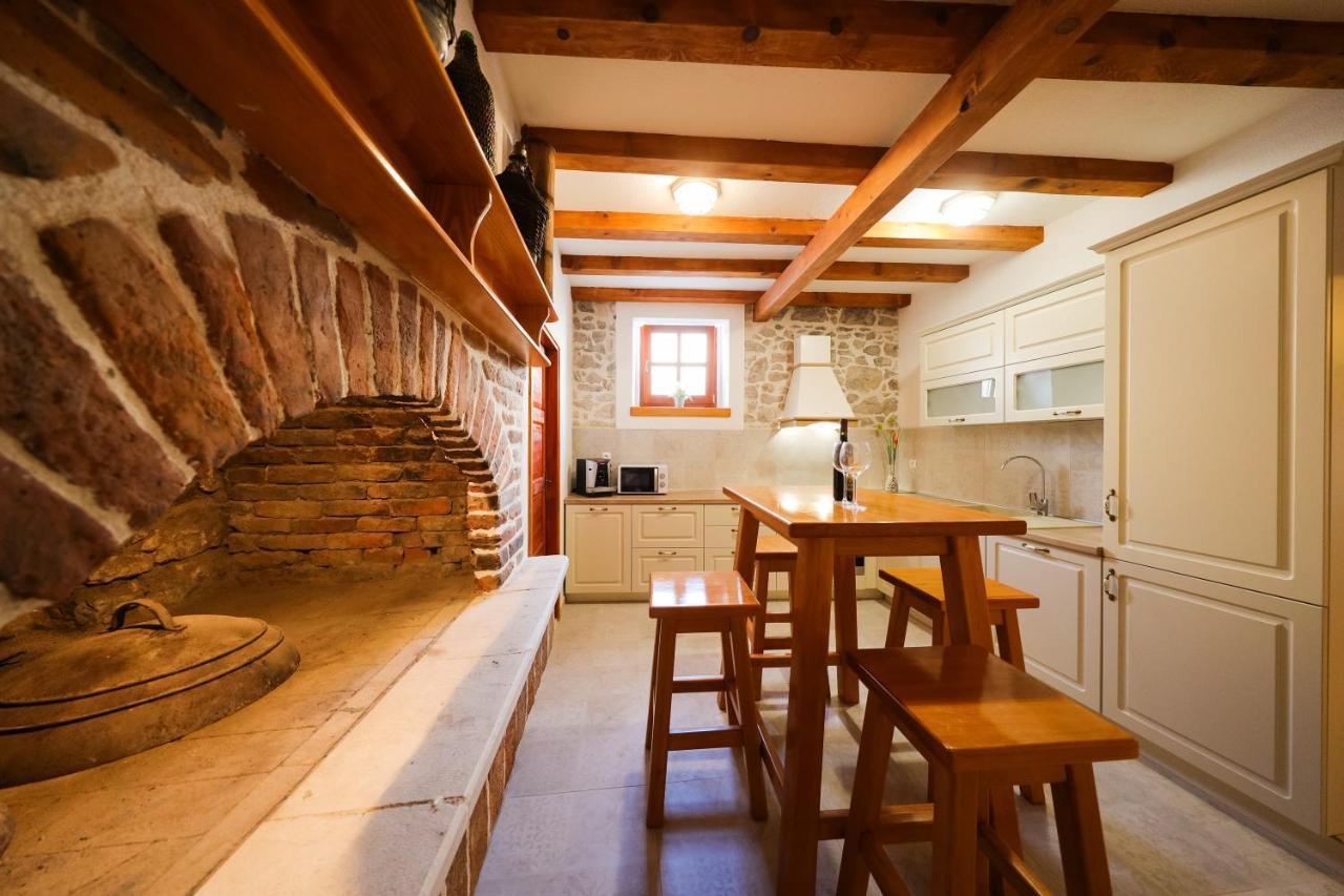 Holiday Home Mare Petrčane Kültér fotó